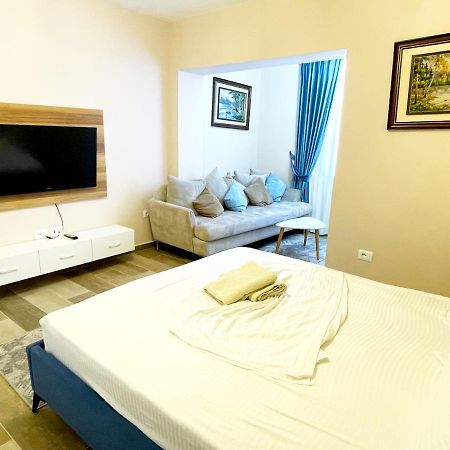 Peace Apartments Durrës Buitenkant foto